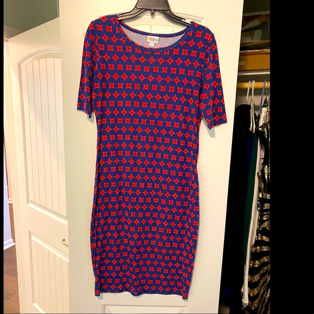 Lularoe Julia size medium